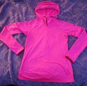 EUC Women’s Pibk Nike Pro Hoodie, Medium